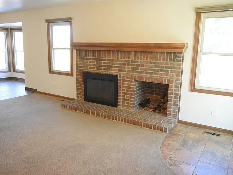 10657 W Roxbury Ave — Photo 6