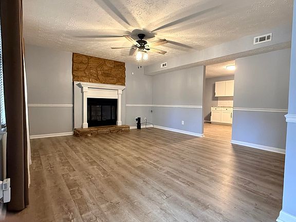 2nd image of 6403 Wendy Terrace