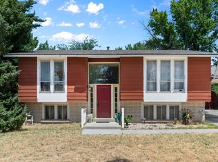 1352 W 2600 N, Clinton, UT 84015