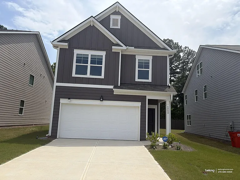 1242 Riverstone Rd — Photo 1