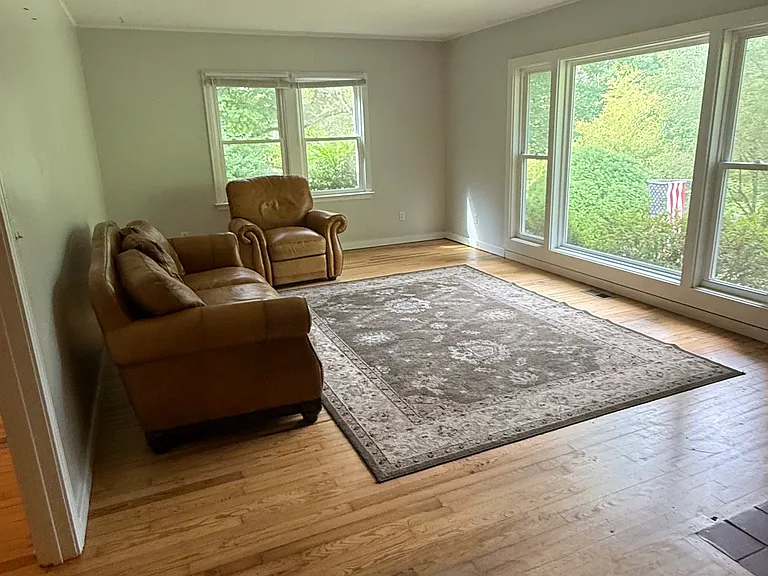 334 Black Hill Rd — Photo 7