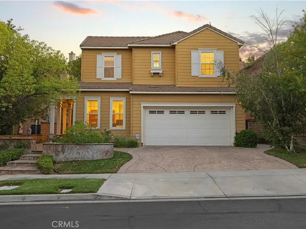 26821 Peppertree Dr, Valencia, CA 91381