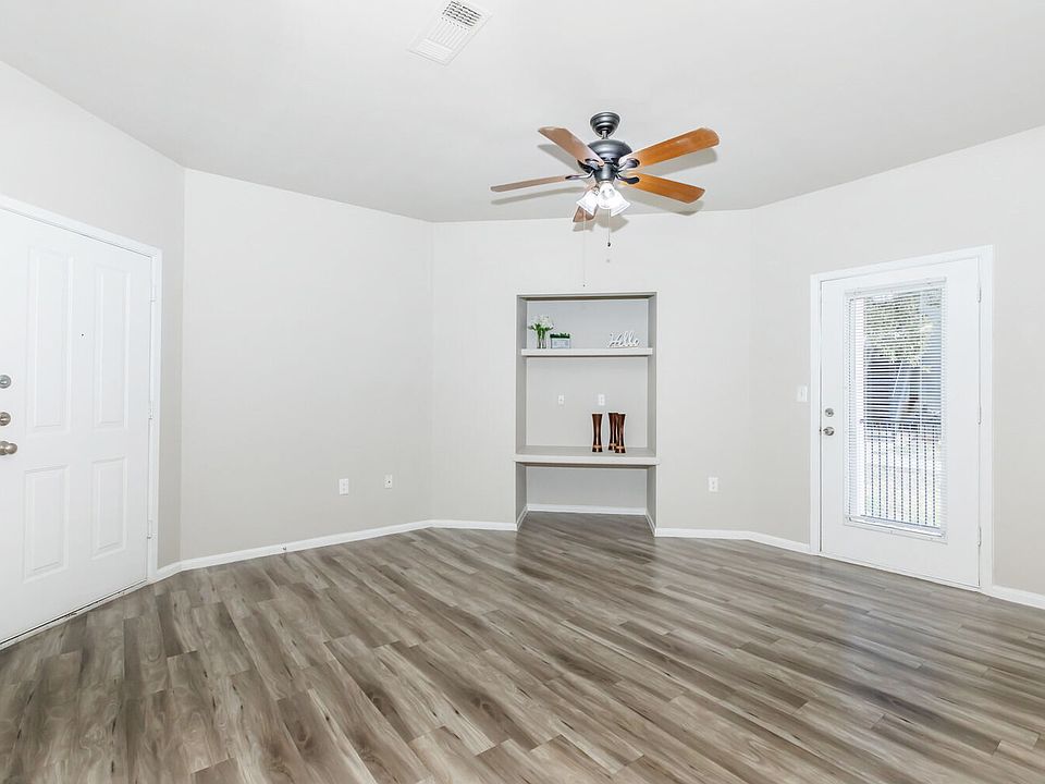 1st image of 15726 Chase Hill Blvd #701