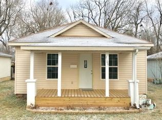 2100 N Roosevelt Ave, Springfield, MO 65803