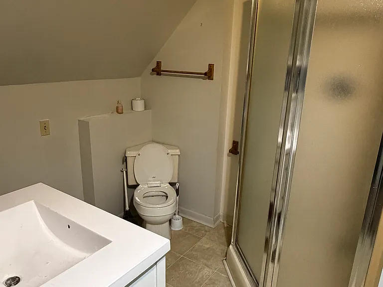 1712 Woodrow Dr — Photo 7