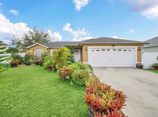 614 Parakeet Ct, Poinciana, FL 34759