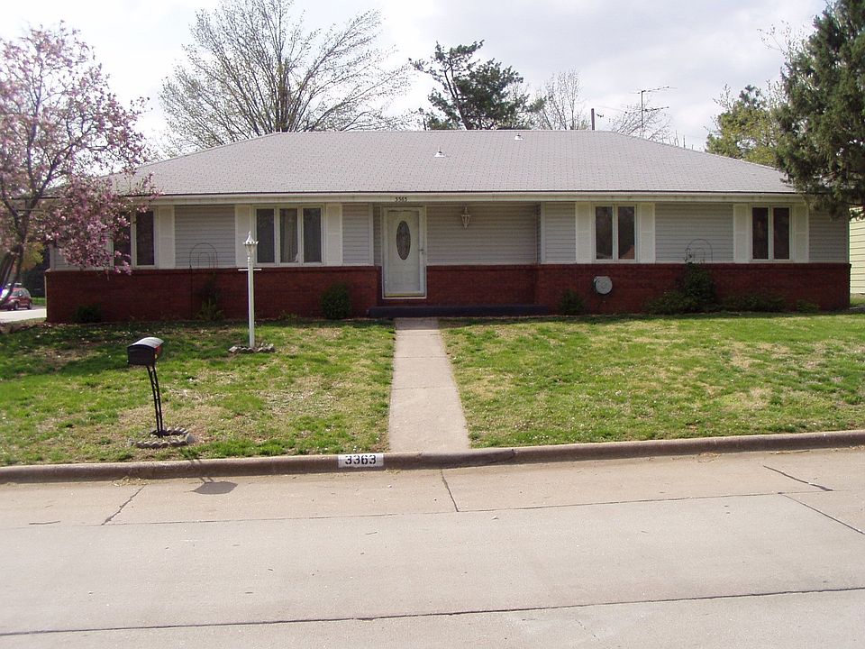 Front view of the home