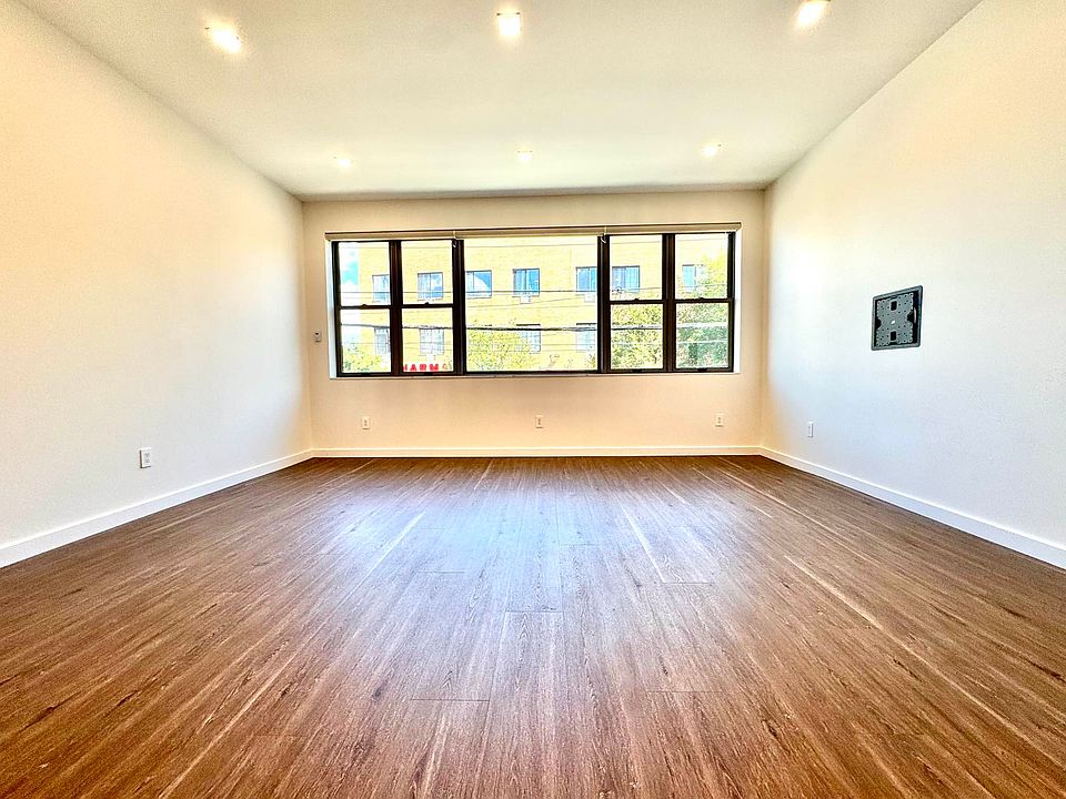 1st image of 25-04 Broadway #2