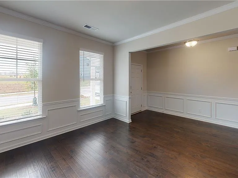 3742 Richmond Bnd — Photo 8