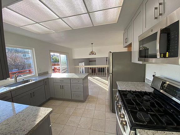 3rd image of 2806 Glen Sharon Way