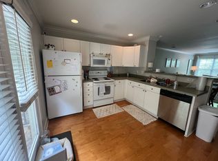 490 Barnett Shoals Rd APT 628, Athens, GA 30605