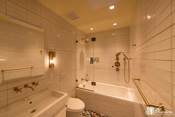 Rented by Maison International | media 20