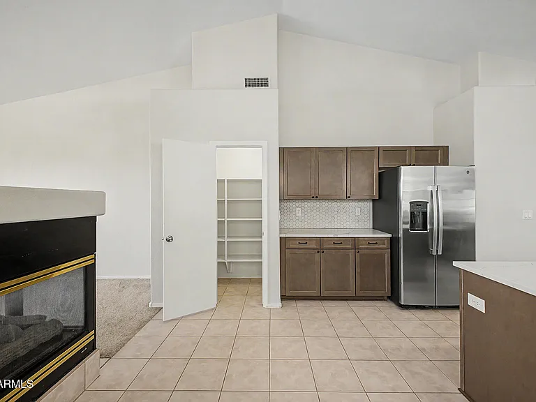 4545 E Rowel Rd — Photo 31