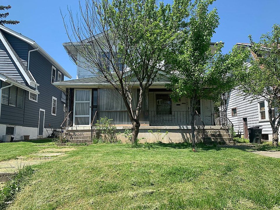 1st image of 2065 Emerson Ave