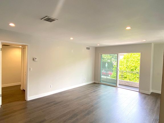 3rd image of 1851 Midvale Ave #3