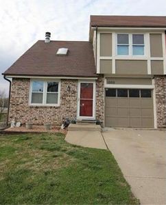 1000 E Huntington Pl, Olathe, KS, 66061