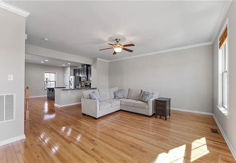 410A Fairmont Dr — Photo 13