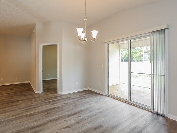 5th image of 3280 Lake Effie Ct N