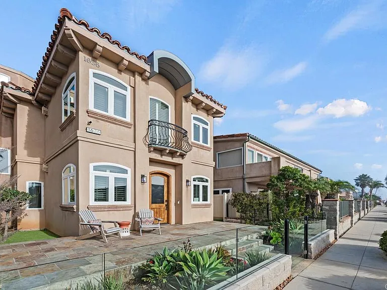 1632 S Pacific St #B — Photo 4