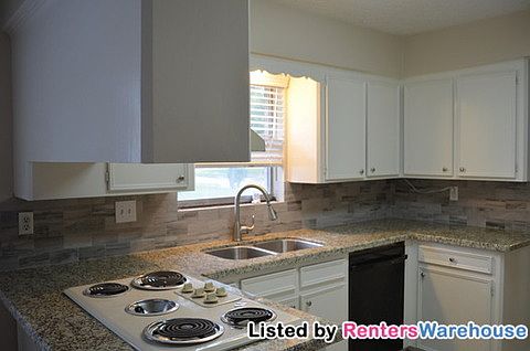 1st image of 341 W Castle Harbour Dr