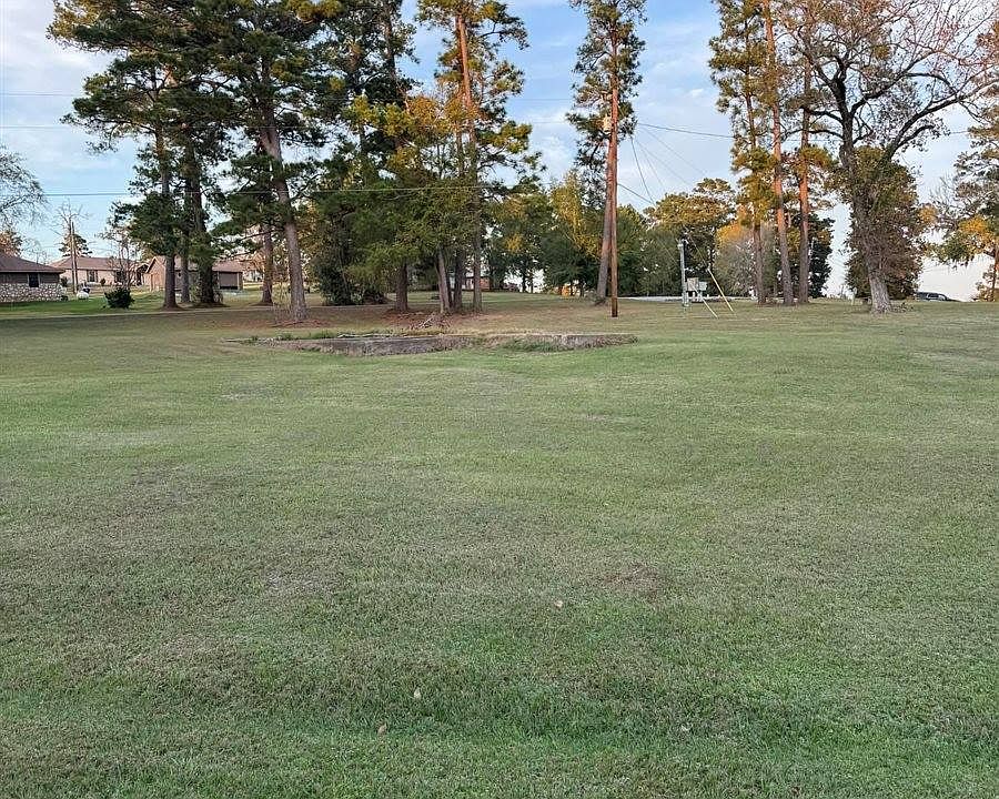 2nd image of Fm 224 Rd