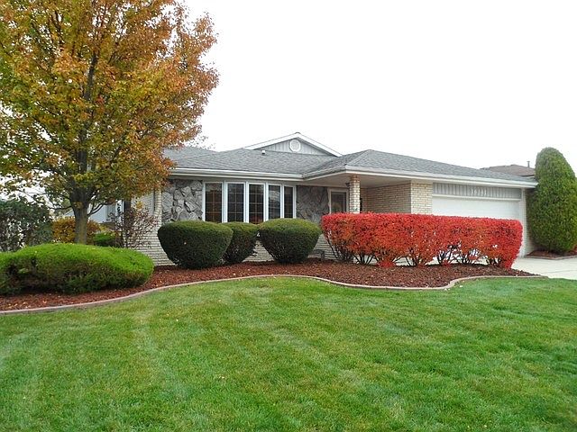 1st image of 16341 Ironwood Dr