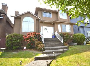 8832 15th Ave, Burnaby, BC V3N1Y3