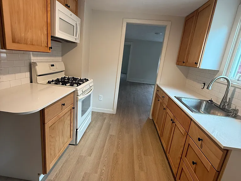 432 Hayward Ave #UP — Photo 7