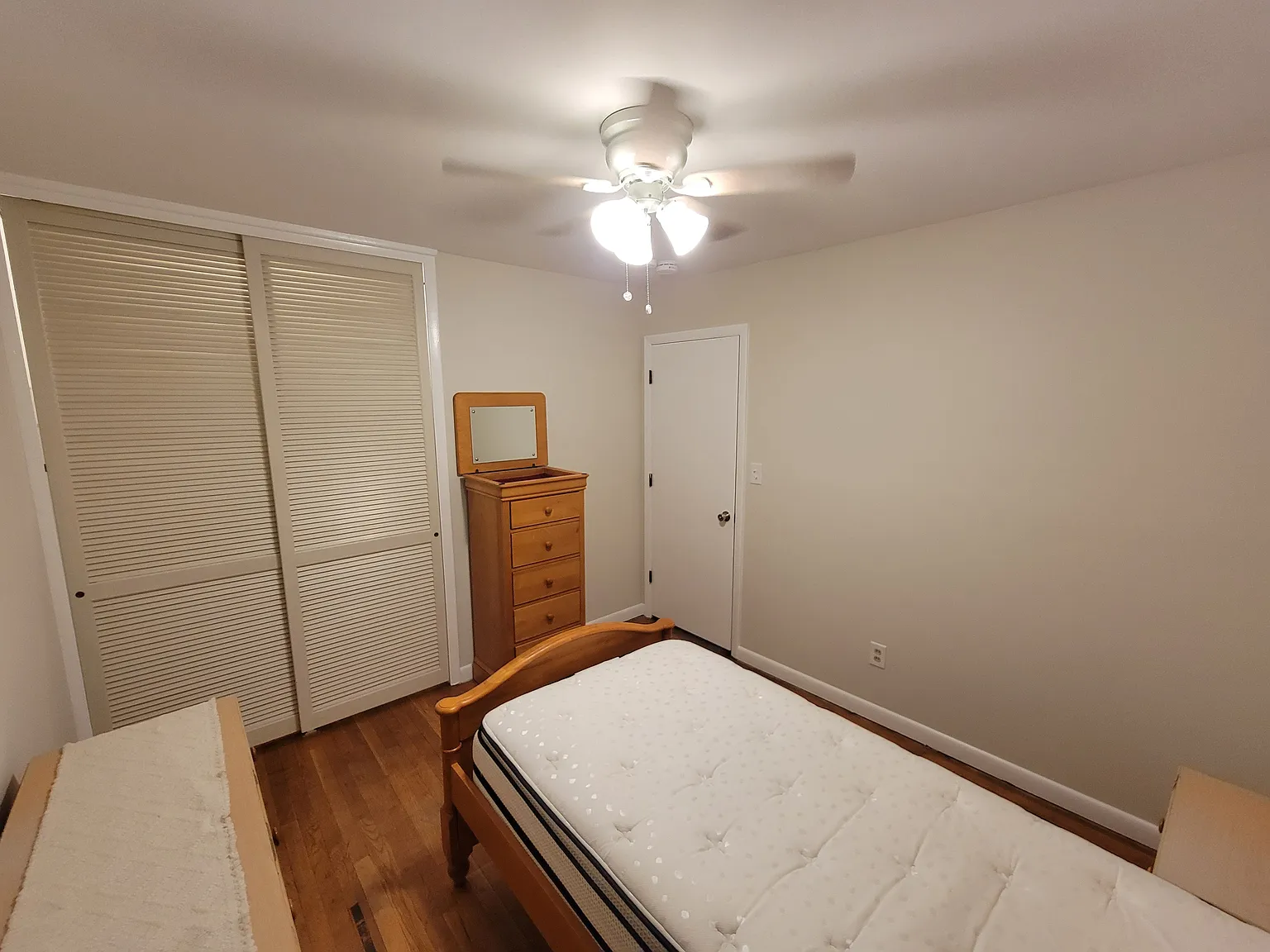 3 bed, 1943 sqft, $800 — Photo 4
