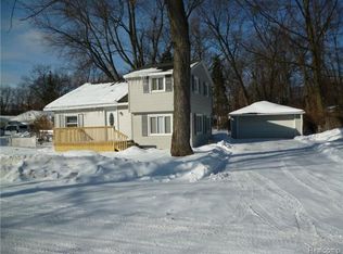 2987 Cloverdale, Highland, MI 48356