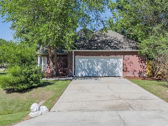 3rd image of 2075 White Myrtle Dr