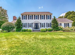 60 Charles Ave, Uxbridge, MA 01569