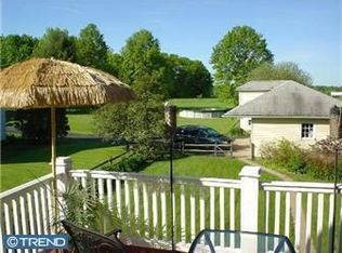 812 Blooming Glen Rd, Perkasie, PA 18944