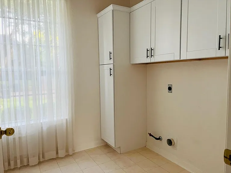 16911 Ascot Meadow Dr — Photo 9