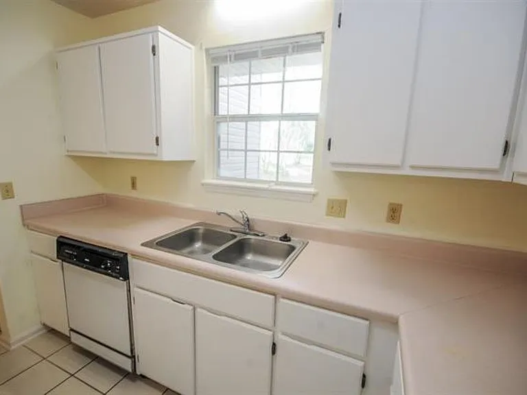 1515 Paul Russell Rd #87 — Photo 4