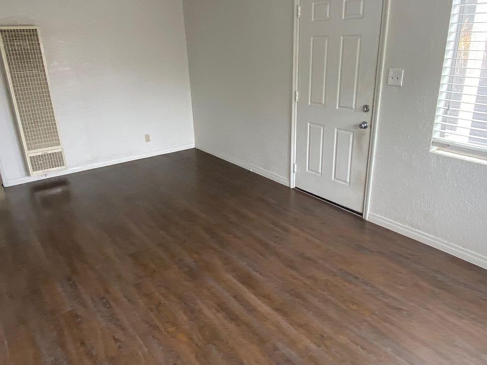 living room/ entry way