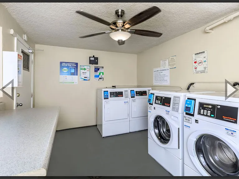 Grossmont Terrace Apartments — Photo 11