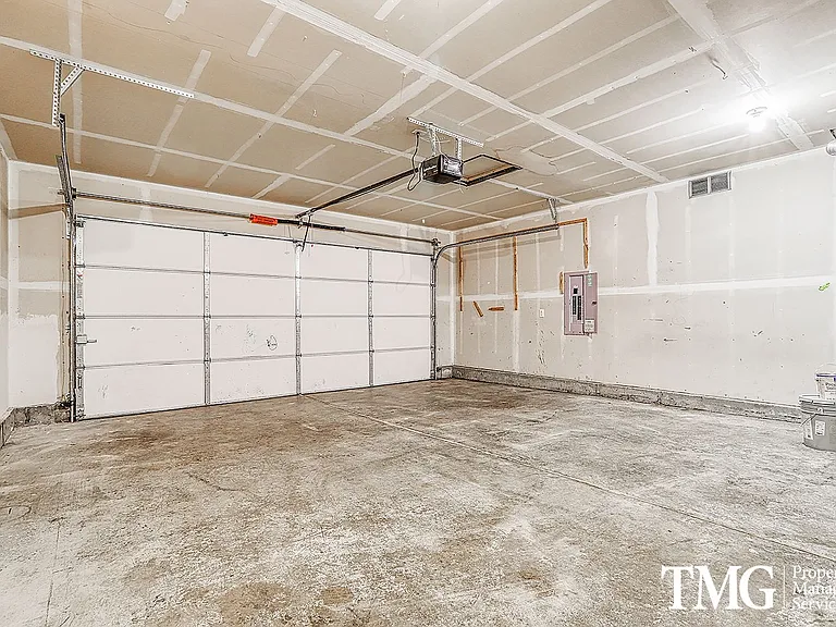 7111 NE 163rd Ave — Photo 29