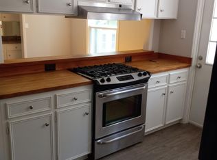 1124 Pine Valley Rd, Little Rock, AR 72207