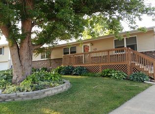 304 Pontiac Rd, Marquette Heights, IL 61554