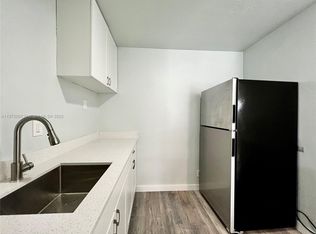 711 SW 5th St, Dania, FL 33004