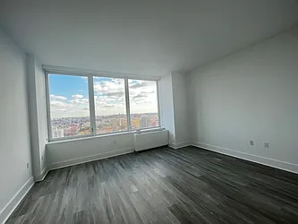 Rented by Red Apple Group