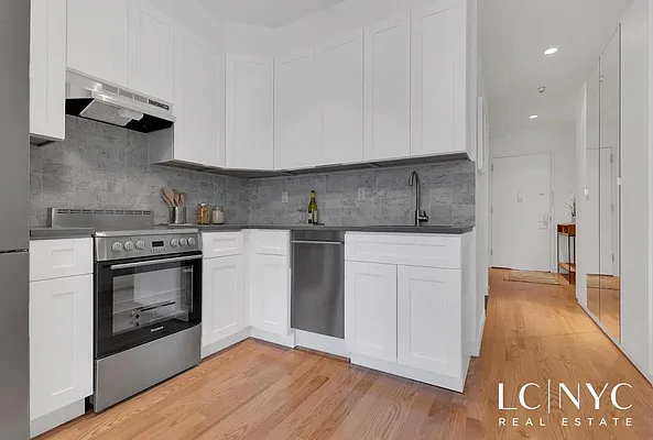 Rented by Keller Williams NYC | media 47