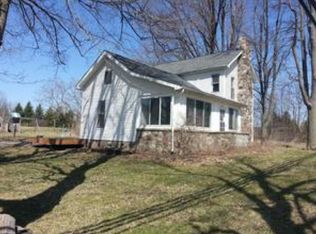 541 E Romeo Rd, Lakeville, MI 48367