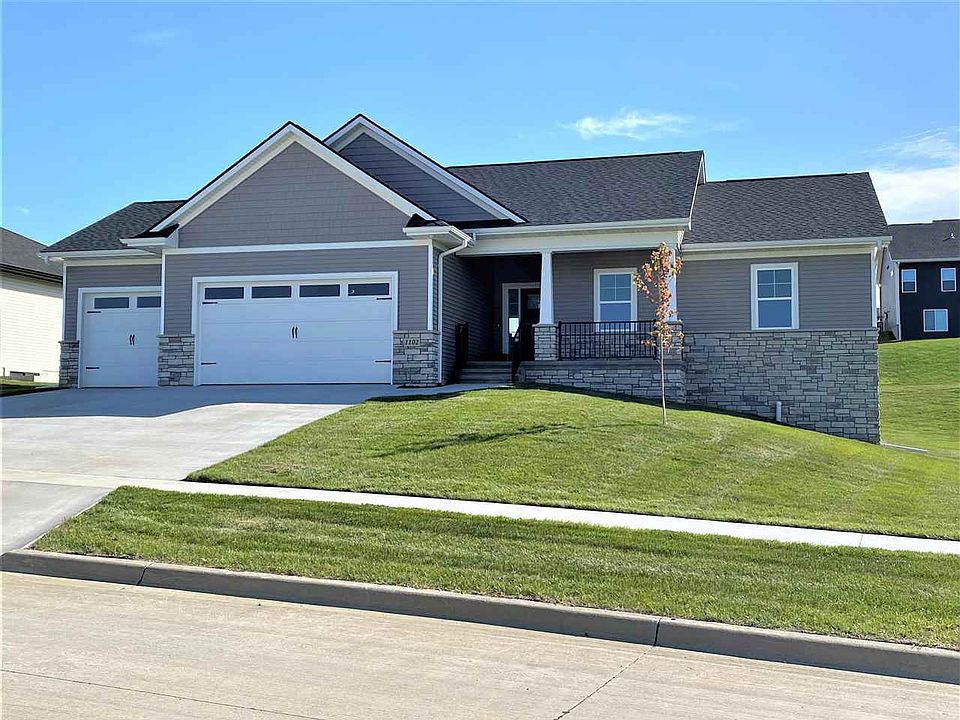 1st image of 1102 Iris Ave
