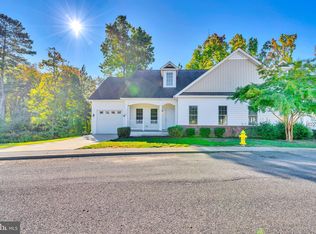 44178 Honeysuckle Ln, California, MD 20619