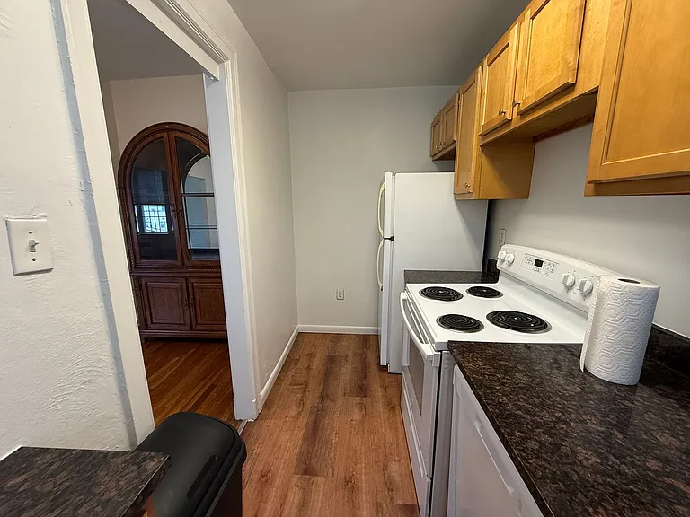 New King Edward Apartments — Photo 387