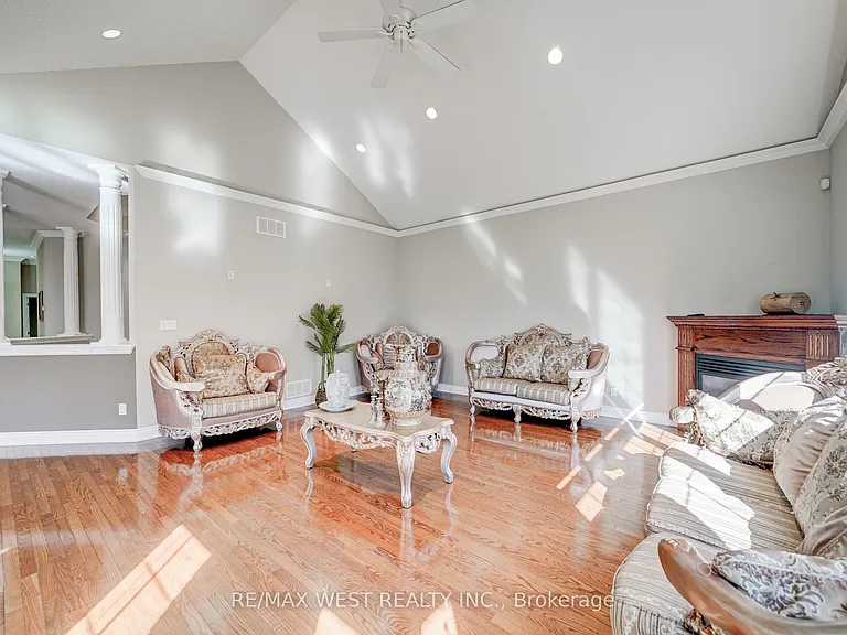 23 Hanover Ct — Photo 9