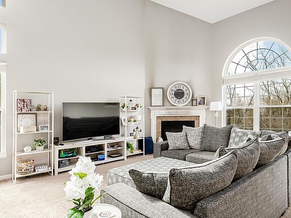 5th image of 2905 Cordella St