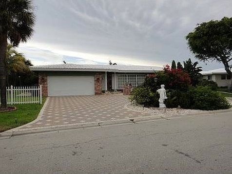 1st image of 5251 NE 28th Ave